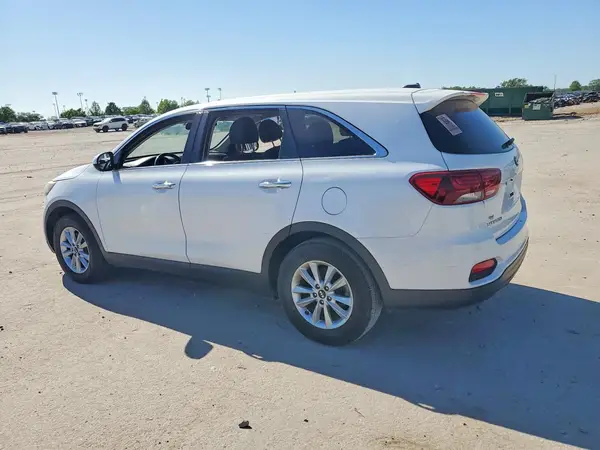 5XYPG4A53KG566503 2019 KIA SORENTO - Image 2