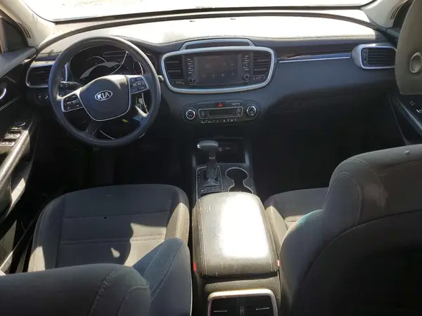 5XYPG4A53KG566503 2019 KIA SORENTO - Image 8