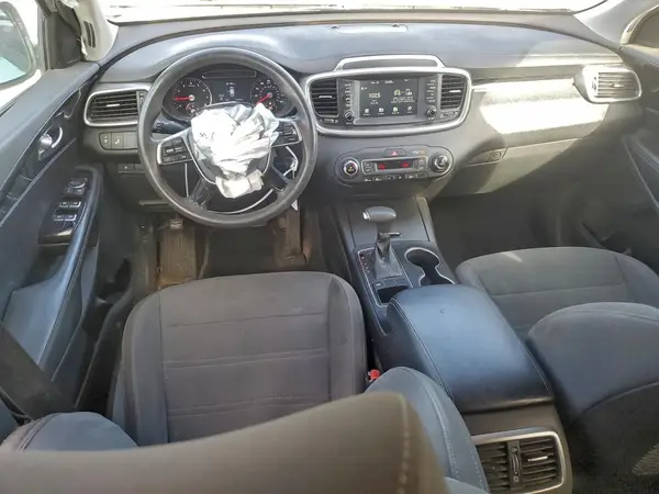5XYPG4A53KG580319 2019 KIA SORENTO - Image 8