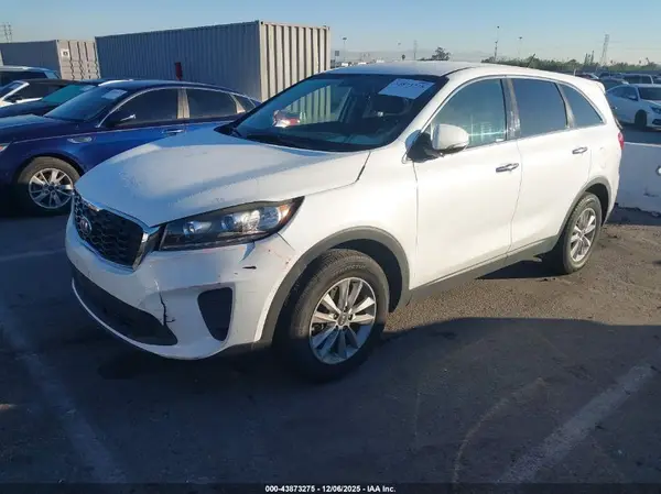 5XYPG4A53LG614857 2020 KIA SORENTO - Image 2
