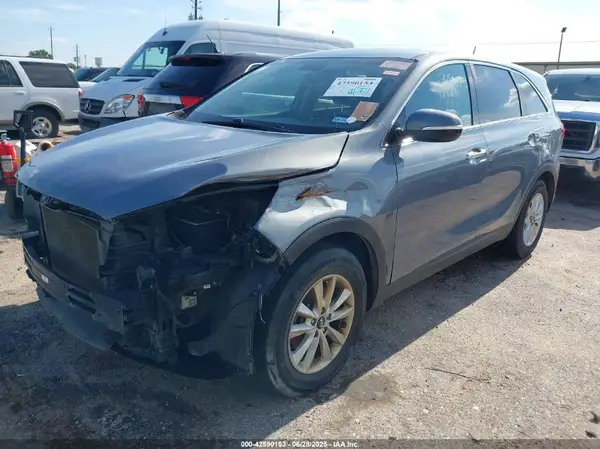 5XYPG4A53LG621050 2020 KIA SORENTO - Image 2