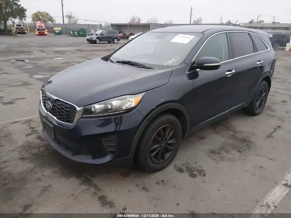 5XYPG4A53LG634042 2020 KIA SORENTO - Image 2