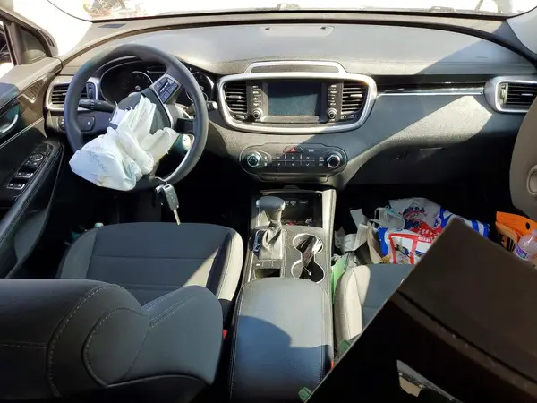 5XYPG4A53LG692457 2020 KIA SORENTO - Image 8
