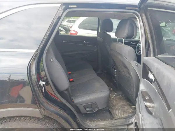 5XYPG4A54GG015181 2016 KIA SORENTO - Image 8