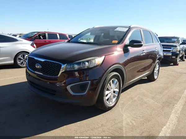 5XYPG4A54GG015388 2016 KIA SORENTO - Image 2