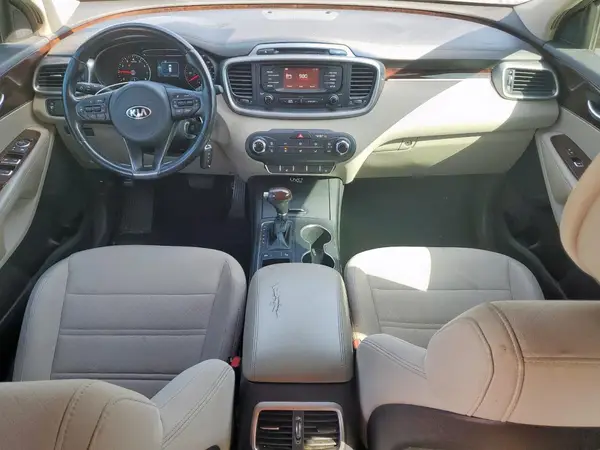 5XYPG4A54GG019568 2016 KIA SORENTO - Image 8