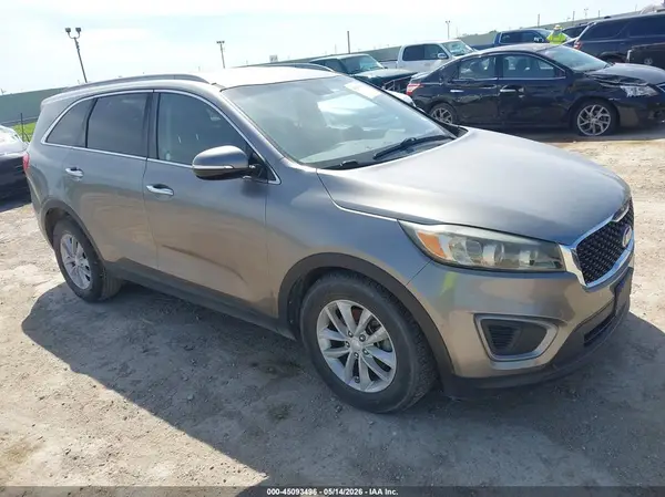 5XYPG4A54GG022812 2016 KIA SORENTO - Image 1