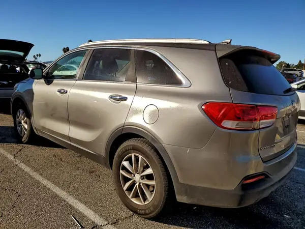5XYPG4A54GG031140 2016 KIA SORENTO - Image 2