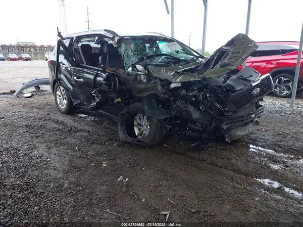 5XYPG4A54GG053641 2016 KIA SORENTO - Image 1