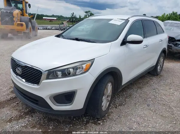 5XYPG4A54GG054319 2016 KIA SORENTO - Image 2