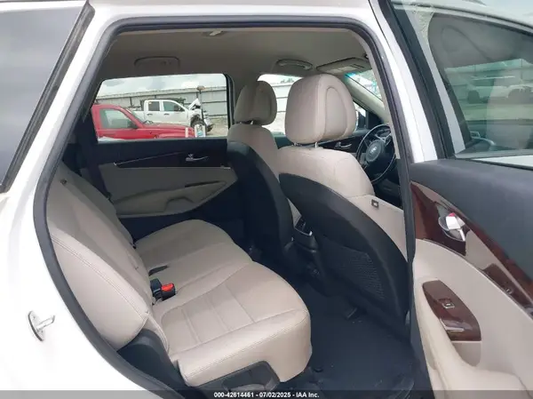 5XYPG4A54GG054319 2016 KIA SORENTO - Image 8