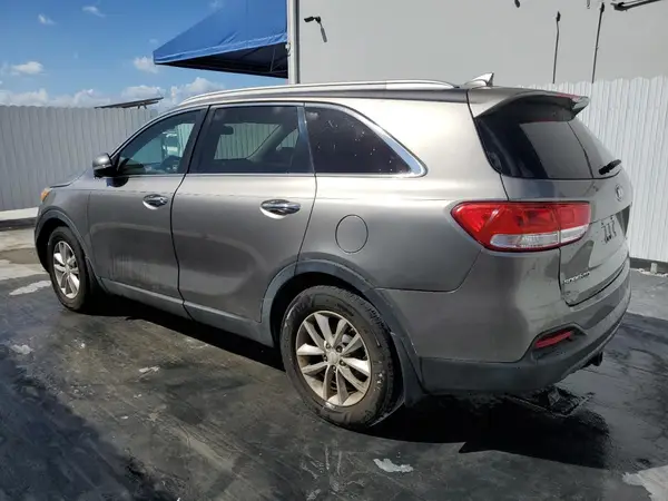 5XYPG4A54GG077275 2016 KIA SORENTO - Image 2