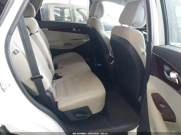 5XYPG4A54GG083559 2016 KIA SORENTO - Image 8