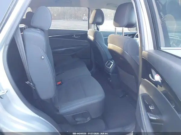 5XYPG4A54GG116348 2016 KIA SORENTO - Image 8