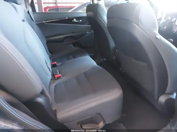 5XYPG4A54GG177814 2016 KIA SORENTO - Image 8