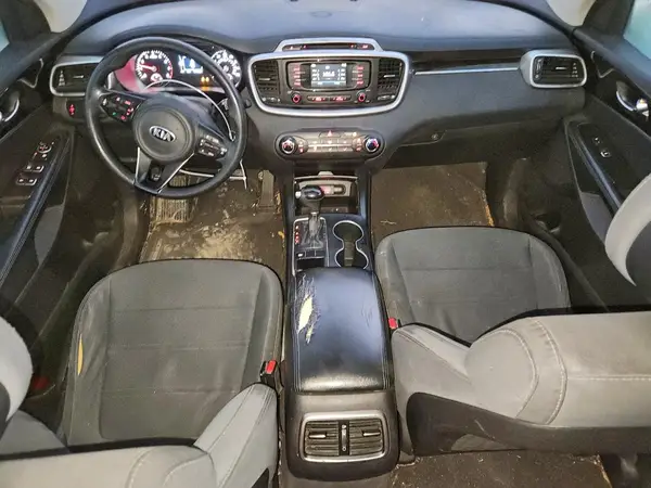 5XYPG4A54HG189088 2017 KIA SORENTO - Image 8
