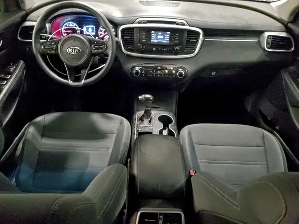 5XYPG4A54HG201904 2017 KIA SORENTO - Image 8