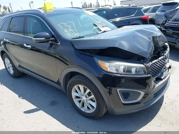 5XYPG4A54HG202227 2017 KIA SORENTO - Image 1
