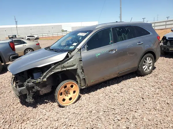 5XYPG4A54HG219612 2017 KIA SORENTO - Image 1