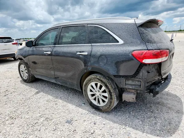 5XYPG4A54HG223126 2017 KIA SORENTO - Image 2