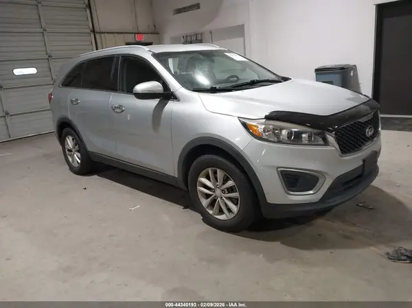 5XYPG4A54HG234580 2017 KIA SORENTO - Image 1