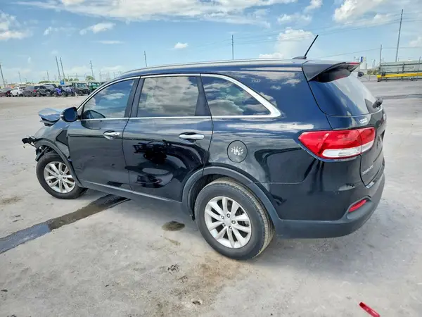 5XYPG4A54HG235423 2017 KIA SORENTO - Image 2
