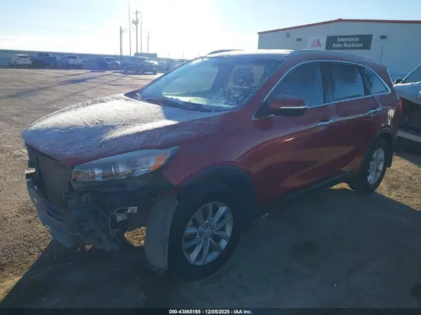5XYPG4A54HG237656 2017 KIA SORENTO - Image 2