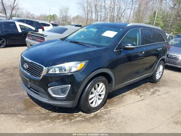 5XYPG4A54HG249936 2017 KIA SORENTO - Image 2