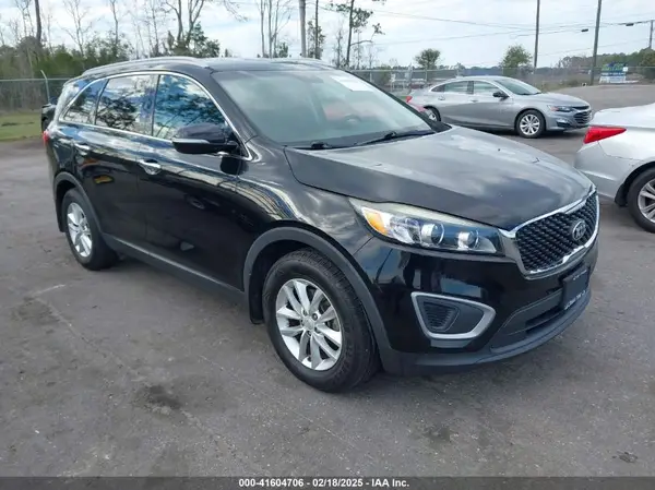 5XYPG4A54HG308953 2017 KIA SORENTO - Image 1