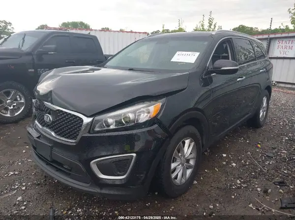 5XYPG4A54JG354689 2018 KIA SORENTO - Image 2