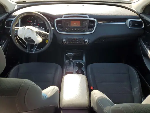 5XYPG4A54JG376076 2018 KIA SORENTO - Image 8