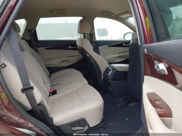 5XYPG4A54JG398806 2018 KIA SORENTO - Image 8