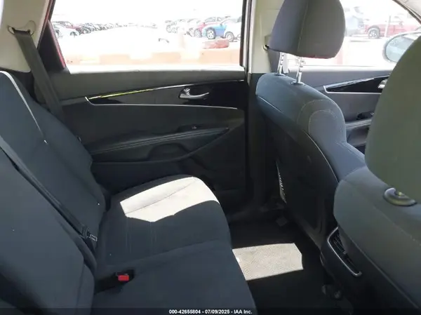 5XYPG4A54KG443034 2019 KIA SORENTO - Image 8