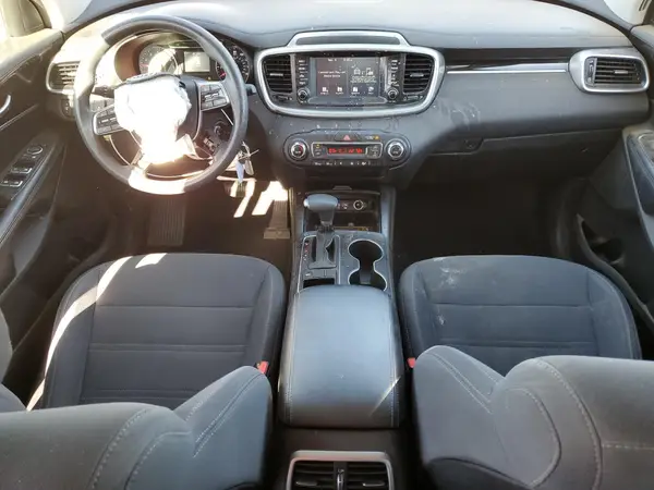 5XYPG4A54KG472792 2019 KIA SORENTO - Image 8