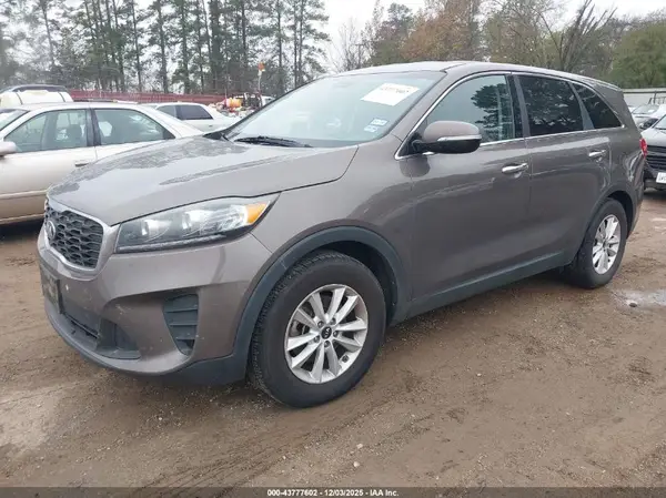 5XYPG4A54KG474820 2019 KIA SORENTO - Image 2