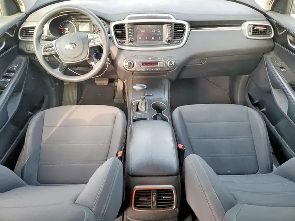 5XYPG4A54KG486160 2019 KIA SORENTO - Image 8
