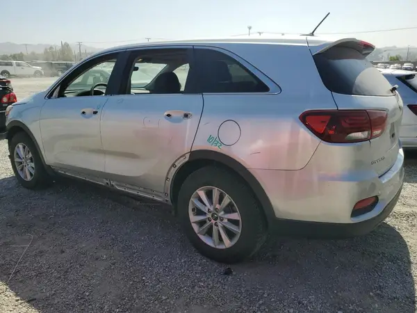 5XYPG4A54KG489351 2019 KIA SORENTO - Image 2