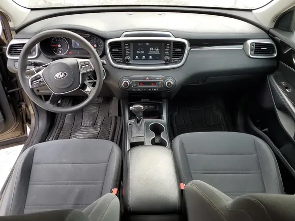 5XYPG4A54KG490547 2019 KIA SORENTO - Image 8
