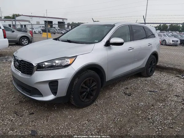 5XYPG4A54KG490693 2019 KIA SORENTO - Image 2