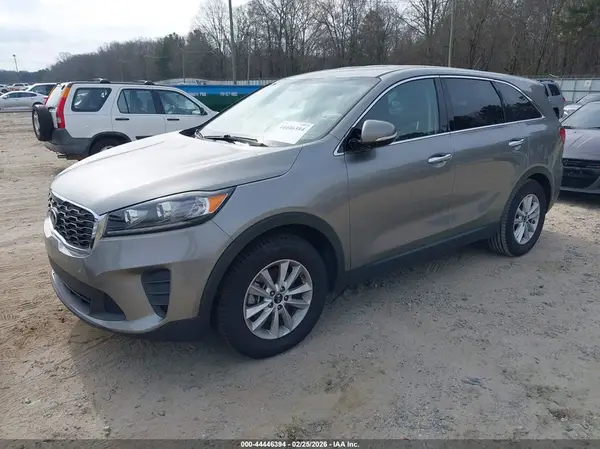 5XYPG4A54KG491424 2019 KIA SORENTO - Image 2