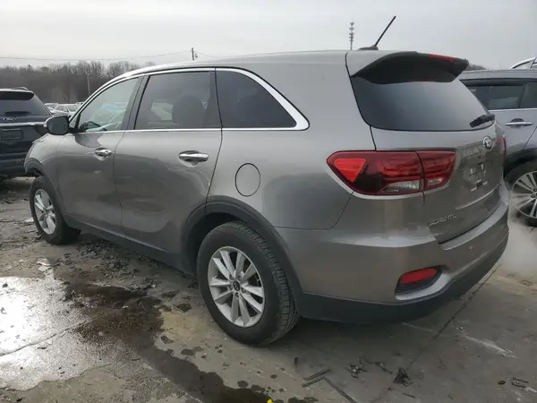 5XYPG4A54KG492881 2019 KIA SORENTO - Image 2