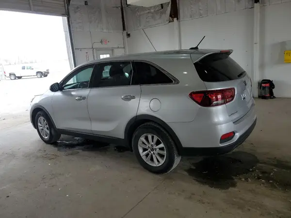 5XYPG4A54KG511381 2019 KIA SORENTO - Image 2