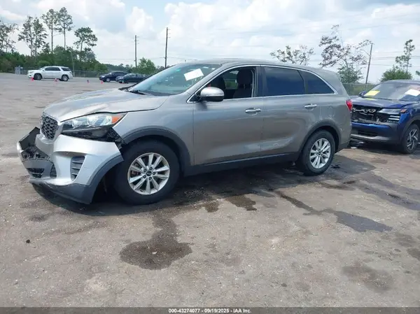 5XYPG4A54KG512708 2019 KIA SORENTO - Image 2