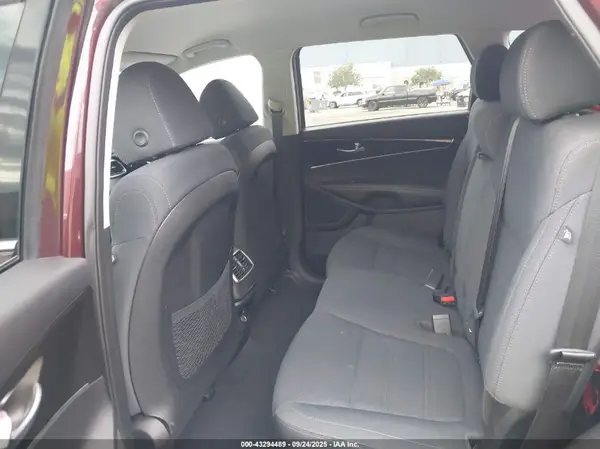5XYPG4A54KG533333 2019 KIA SORENTO - Image 8