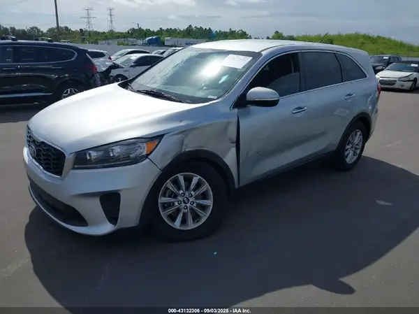 5XYPG4A54KG553713 2019 KIA SORENTO - Image 2