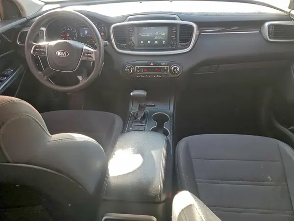 5XYPG4A54KG561598 2019 KIA SORENTO - Image 8