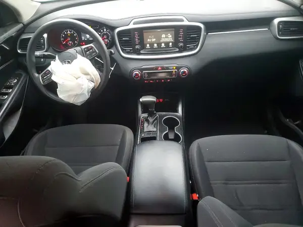 5XYPG4A54KG563108 2019 KIA SORENTO - Image 8