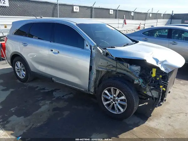 5XYPG4A54LG667485 2020 KIA SORENTO - Image 1