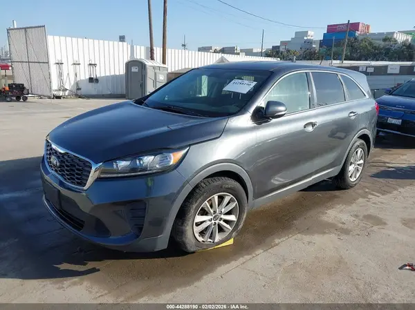 5XYPG4A54LG682780 2020 KIA SORENTO - Image 2