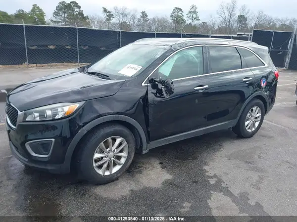 5XYPG4A55GG002603 2016 KIA SORENTO - Image 2